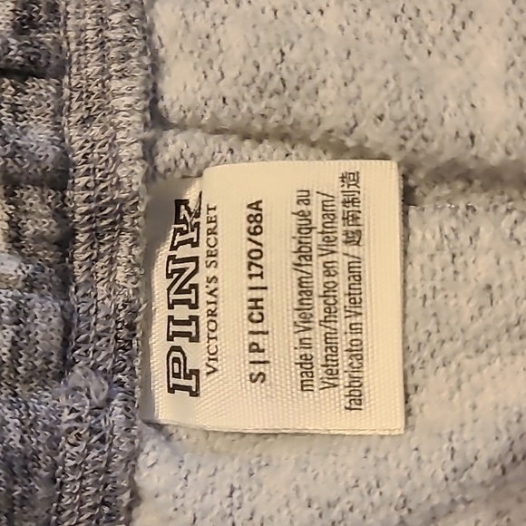 Athletic shorts LOT - Picture 3 of 6